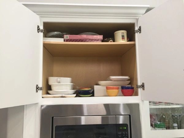 Kitchen cabinets, organized for daily use — great space utilization