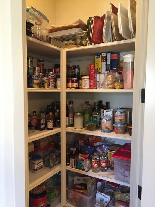 Corner pantry — after